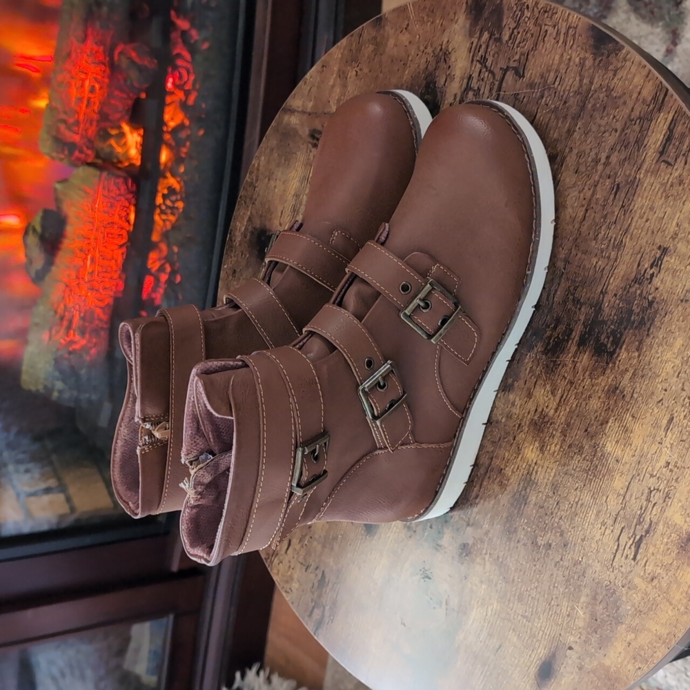 BOC boots